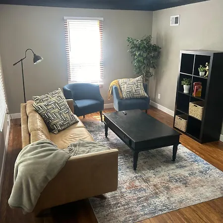 Waverly 3 Bed 2 Bath Home